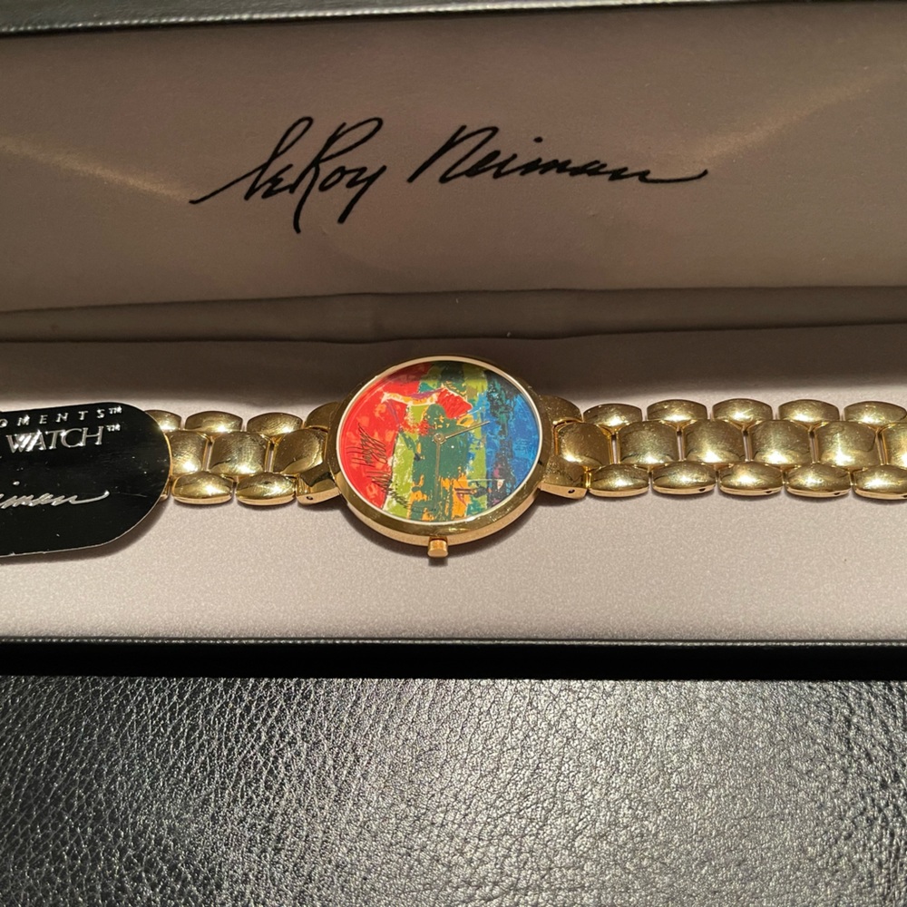 LeRoy Neiman “ Chipping In” quartz wristwatch